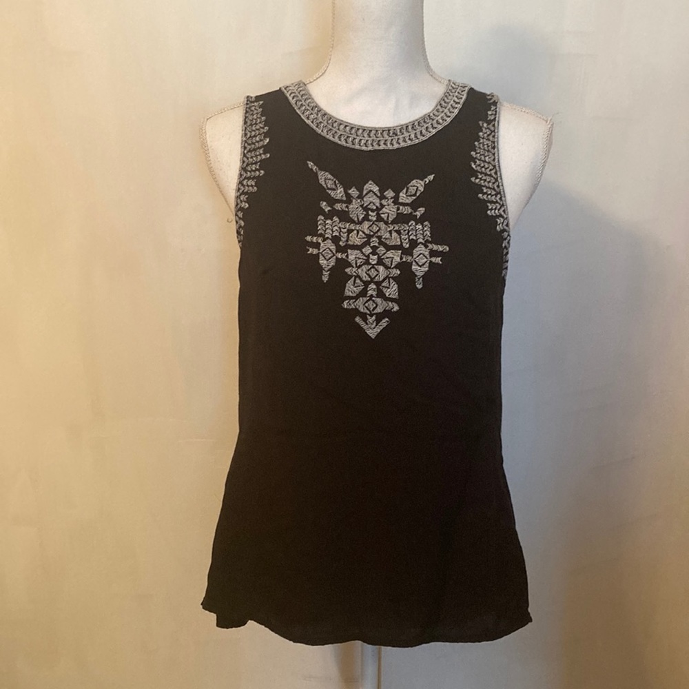 Black and White Peplum Sleeveless Top